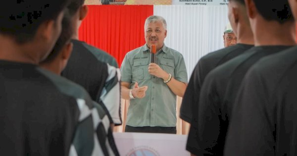 Irwan Hamid: Atlet Pinrang Harus Tunjukkan Prestasi dan Karakter di Ajang Pra Porprov