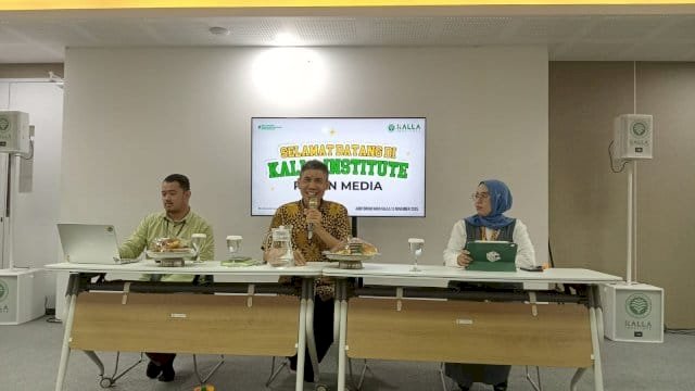 Konferensi pers di Auditorium Kalla Institute, NIPAH PARK Office Building.