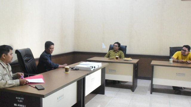 DPRD Sinjai Terima Aspirasi LBH Terkait Jam Operasional Toko Modern