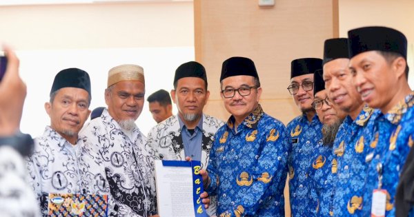 Rehabilitasi ASN, Pemprov Sulsel Terbitkan SK Pengaktifan Guru