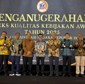 Bupati dan Wabup Maros Kompak Torehkan Tiga Penghargaan Nasional dalam Satu Hari
