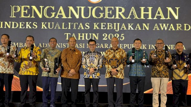 Bupati dan Wabup Maros Kompak Torehkan Tiga Penghargaan Nasional dalam Satu Hari