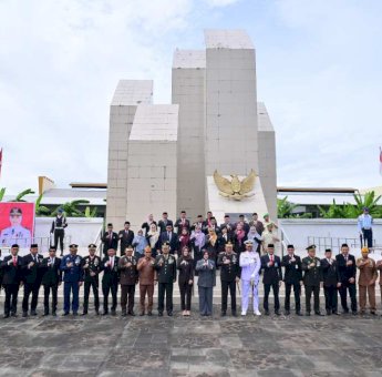Jadi Irup Hari Pahlawan, Wagub Fatmawati Rusdi Ajak Generasi Muda Jadi Pahlawan Masa Kini