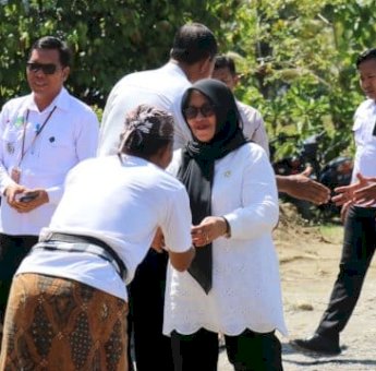 Wabup Lutim Kunjungi Korban Kebakaran di Cendana Hitam, Beri Dukungan Moril