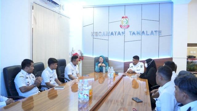 Menuju Kota Bersih dan Mandiri, Melinda Aksa Gaungkan Gerakan Kelola Sampah di Dua Kecamatan