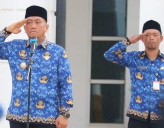 Pimpin Upacara HKN, Bupati Ibas Tegaskan Pentingnya Disiplin dan Lingkungan Kerja yang Layak