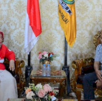 Bupati Sinjai Ratnawati Lepas 18 Atlet Hoki untuk Mengikuti Pra Porprov 2026 di Luwu