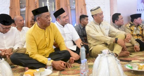 DPRD Sinjai Bersama Ribuan Jemaah Ikuti Tausiah Ustaz Abdul Somad