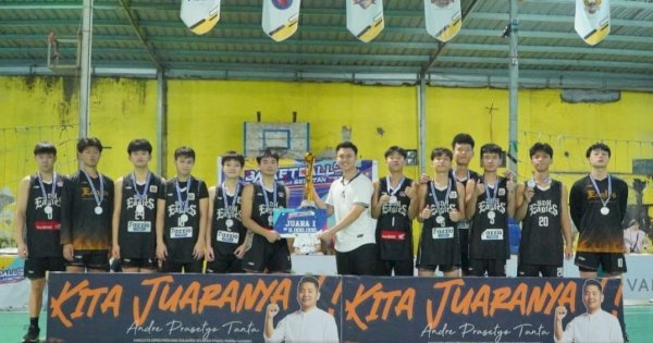 SMA Dian Harapan Sabet Juara 1 Basket Cup Dispora Sulsel 2025