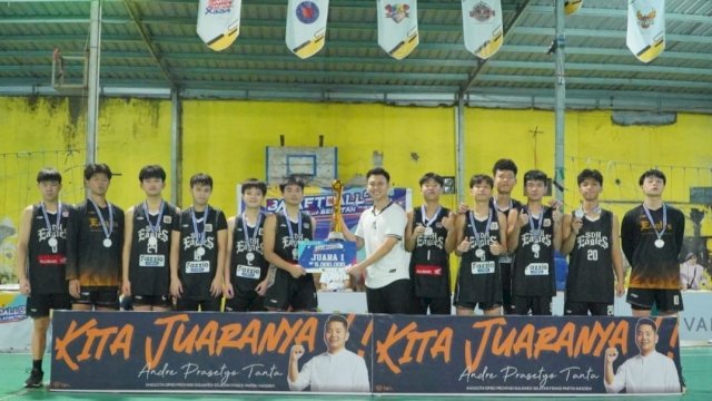 SMA Dian Harapan Kota Makassar Berhasil Meraih Juara 1 dalam Kompetisi Basket Cup Dispora Sulsel 2025.