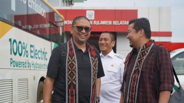 Bupati Luwu Timur, Irwan Bachri Syam, menerima kunjungan rombongan dari Universitas Sains Islam Malaysia (USIM) bersama Kolej Permata Insan (KPI) dan Universitas Muslim Indonesia (UMI) Makassar.