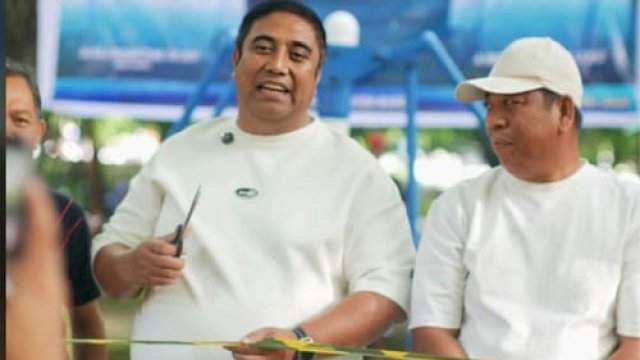 Bupati Maros Chaidir Syam Resmikan Fasilitas Body Gym di Taman Kota