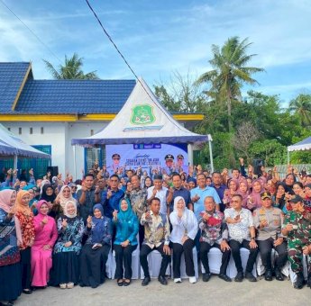 Fatmawati Rusdi Tegaskan Peran Desa saat Peluncuran GENTING di Sidrap