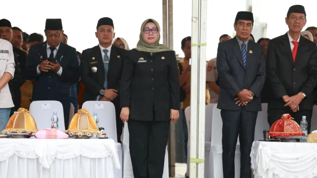 Ketua dan Anggota DPRD Hadiri Pelantikan Pejabat Lingkup Pemkab Barru