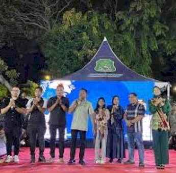 Antusias Warga Membludak Sambut Andi Syaqirah, Bupati Sidrap Sampaikan Apresiasi