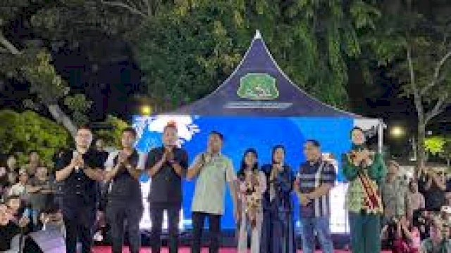 Suasana penjemputan Andi Syaqirah di Rumah Jabatan Bupati Sidrap.