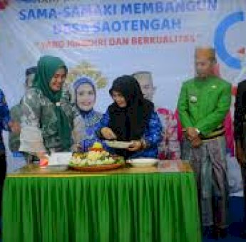 Bupati Sinjai Hadiri Peringatan Hari Jadi Desa Saotengah ke-63 di Tellulimpoe&lrm;