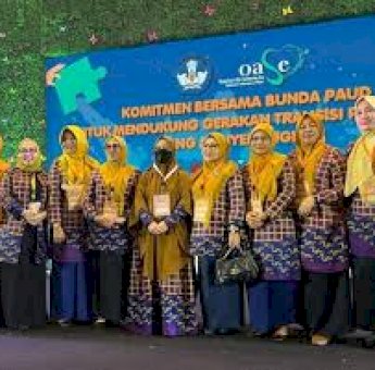 Bunda PAUD Pinrang Sri Widiati A. Irwan Teguhkan Komitmen Wujudkan PAUD Bermutu untuk Semua