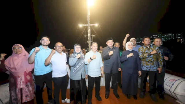 Wali Kota Makassar, Munafri Arifuddin, bersama Wakil Wali Kota Aliyah Mustika Ilham saat menerima kunjungan Wakil Menteri Luar Negeri, Muhammad Anis Matta.