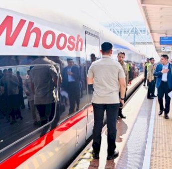 Prabowo Minta Menkeu dan Danantara Cari Skema Lunasi Utang Whoosh