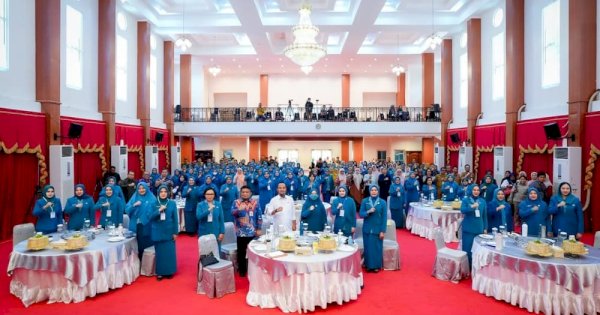 Buka Rakerda TP PKK Sulsel 2025, Gubernur Andi Sudirman: Peran PKK untuk Kesejahteraan Keluarga