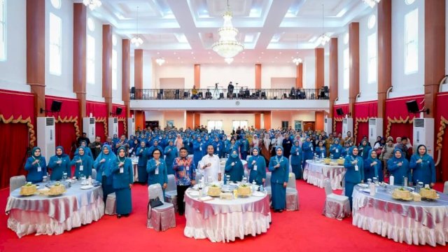 Buka Rakerda TP PKK Sulsel 2025, Gubernur Andi Sudirman: Peran PKK untuk Kesejahteraan Keluarga