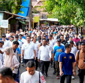 Gubernur Sulsel Lepas Ribuan Peserta Jalan Sehat Anti Mager di Pangkep
