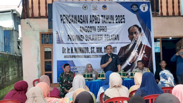 Anggota DPRD Sulsel, Mahmud La Kaiya, pengawasan APBD Sulsel di Kelurahan Bira, Tamalanrea Makassar.