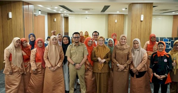 Kadiskop UKM Makassar Beri Bantuan Mesin Jahit, Dorong UMKM Naik Kelas