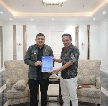 Makassar Kian Inklusif, Yayasan Kota Kita Surakarta Serahkan Profil Disabilitas Lengkap ke Munafri