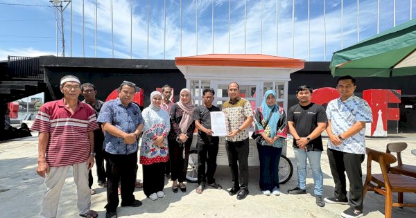 Dukung UMKM, Pemkot Makassar Gelontorkan 80 Fasilitas Gerobak untuk Pisang Epe