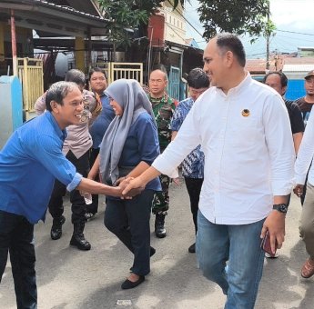 Warga Paropo Curhat ke Legislator NasDem Soal Kenaikan Harga Imbas Program MBG