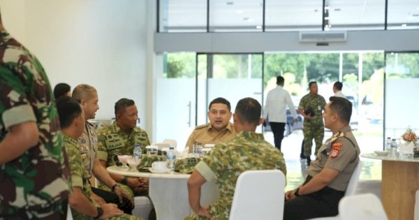 Menhan RI Kunjungan Kerja di Makassar, Disambut Langsung Wali Kota Munafri