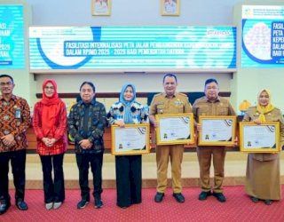 Fatmawati Rusdi Raih Apresiasi Penghargaan BKKBN atas Percepatan Penurunan Stunting di Sulsel