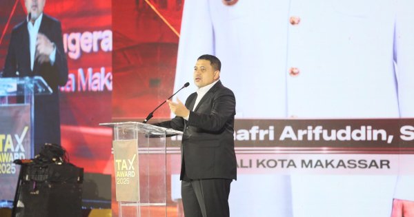 PAD Tembus Rp1,8 Triliun, Pemkot Makassar Apresiasi Wajib Pajak di Tax Award 2025