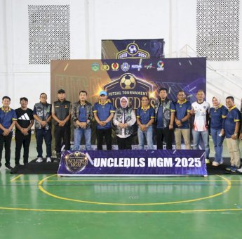 Puluhan Pemain Pro Tampil di Futsal Uncledils MGM 2025, Wabup Lutim Buka Turnamen