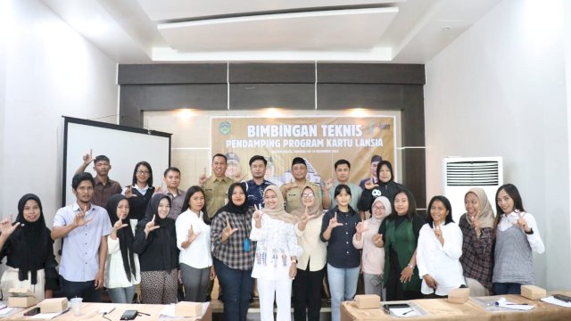 Pemkab Lutim Tingkatkan Kompetensi Pendamping Lansia Lewat Bimtek