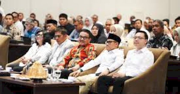 Menko Cak Imin di Makassar, Dorong Sulsel Jadi Pusat Penempatan 1 Juta Lulusan SMK di Pasar Global