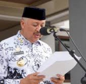 HUT KORPRI&ndash;PGRI Diperingati di Pinrang, Bupati Irwan Ajak ASN dan Guru Tingkatkan Layanan