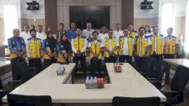 Bupati Pinrang, Irwan Hamid Sambut Tim Kementerian PU