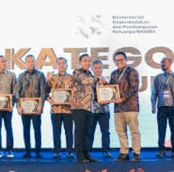 LAZ Hadji Kalla Raih Penghargaan Cegah Stunting di Genting Collaboration Summit 2025