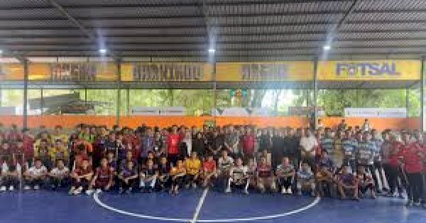 Kepala Dispora Sulsel Resmi Buka Futsal Cup Sulsel 2025, Dorong Pembinaan Atlet Usia Pelajar