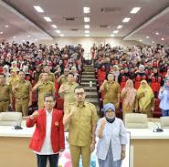 Mahasiswa KKN Unhas Turun ke 21 Kelurahan di Makassar, Fokus Sampah dan Perubahan Iklim