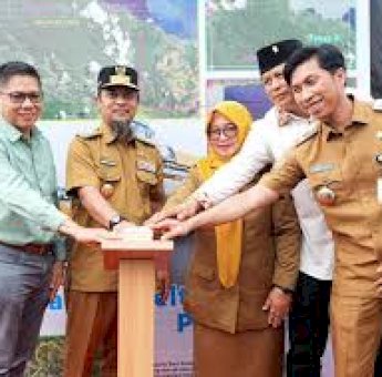 Gubernur Sulsel Lakukan Groundbreaking Matano Belt Road, Hubungkan Luwu Timur&ndash;Sulteng via Darat