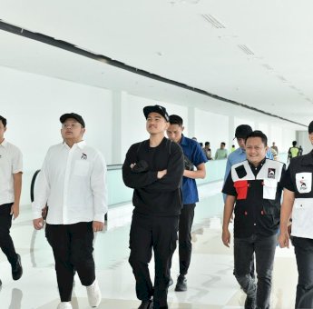 Kaget dan Kagum, Kaesang Pangarep Disambut Meriah Kader PSI di Makassar