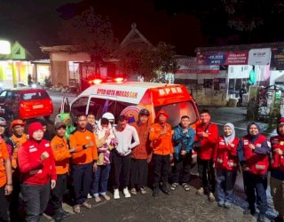BPBD Makassar Bergerak Cepat Evakuasi 13 Warga di Sungai Jeneberang