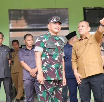 Bupati Ibas Bersama Pangdam Hasanuddin Letakkan Batu Pertama Pembangunan KDMP Sorowako
