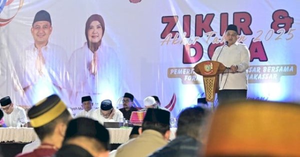 Munafri-Aliyah Bangun Momentum Refleksi di Zikir dan Doa Akhir Tahun 2025 Pemkot Makassar