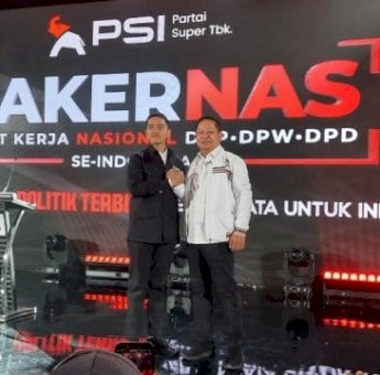 Ketum PSI Kaesang Pangarep Jaketkan Rusdi Masse di Rakernas, Ribuan Kader Sambut Antusias
