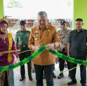 Bupati Pinrang Resmikan Gedung Baru Puskesmas Malimpung